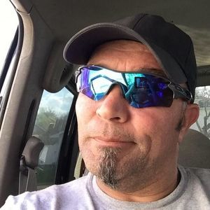 Meet your Posher, Todd